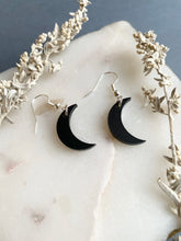 Load image into Gallery viewer, Crescent moon dainties
