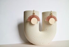 Load image into Gallery viewer, Peach and blush swirl earrings
